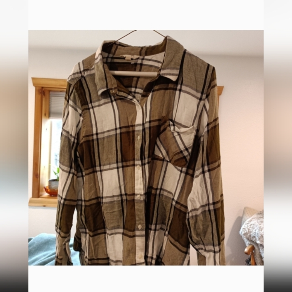 Button Up Bundle! Lucky Brand Size Large Green Plaid Shirt And Blue Denim Orvis